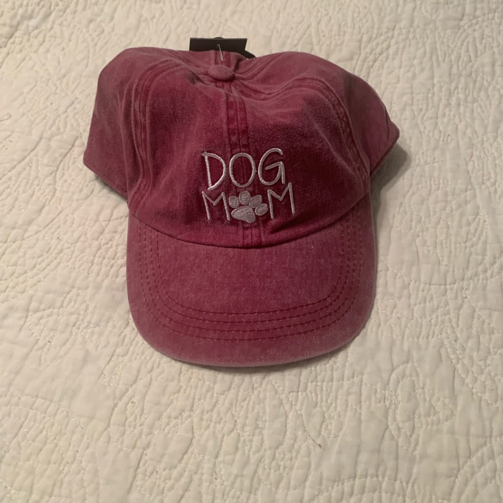 Hat dog mom